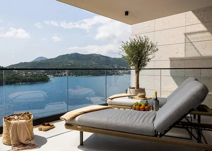 Luxury D&d With Sea Access Апартаменты *