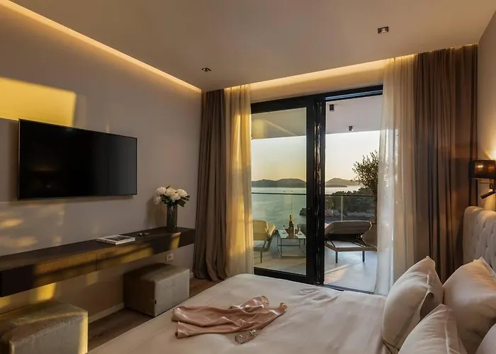 Апартаменты Luxury D&d With Sea Access Затон