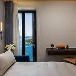 Luxury D&d With Sea Access Apartman