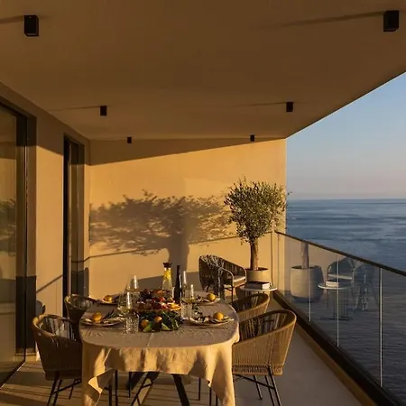 Luxury D&d With Sea Access *