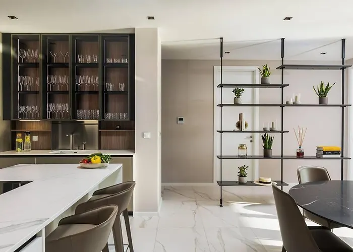 Luxury D&d With Sea Access 자톤