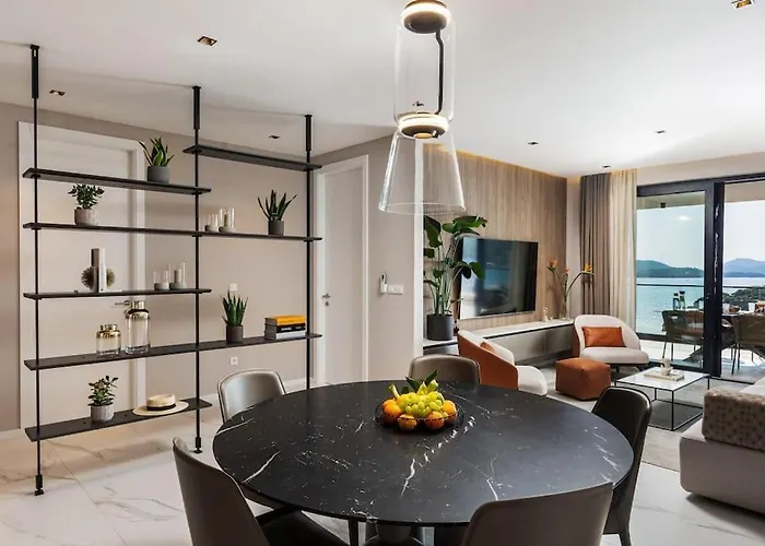 Luxury D&d With Sea Access 아파트 자톤